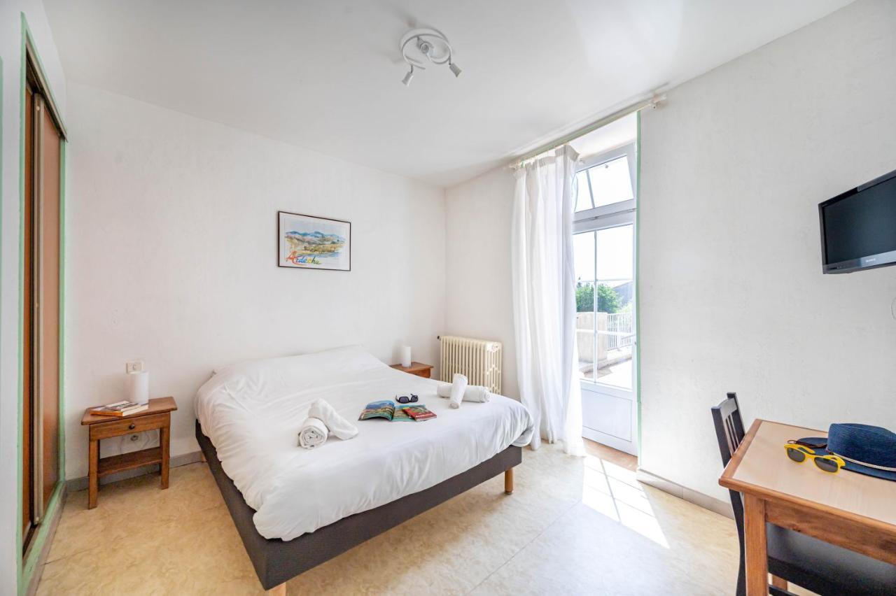 Cap Ardeche Hotel Laurac-en-Vivarais ภายนอก รูปภาพ